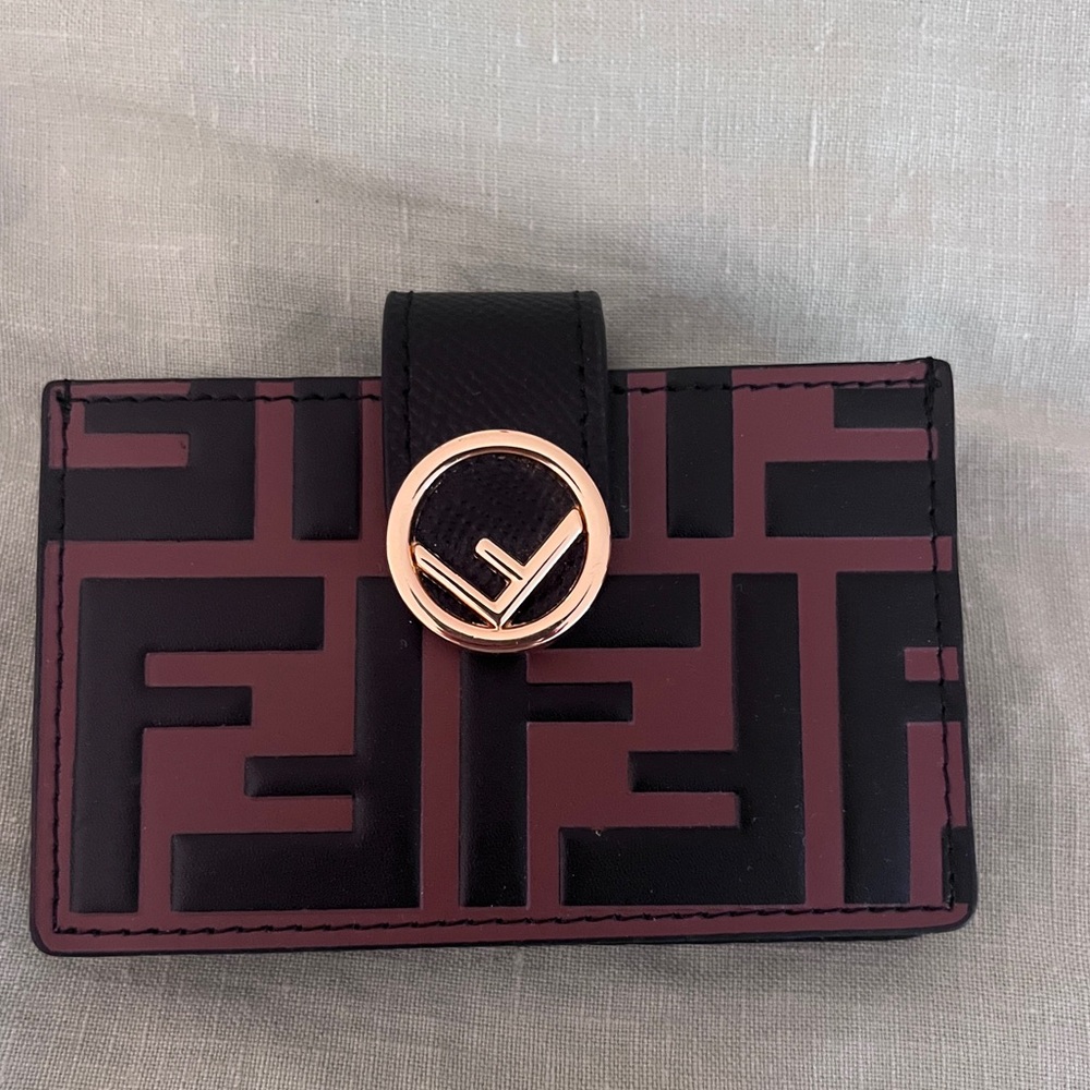 NWT Fendi Leather Card Holder. Includes authenticity card
